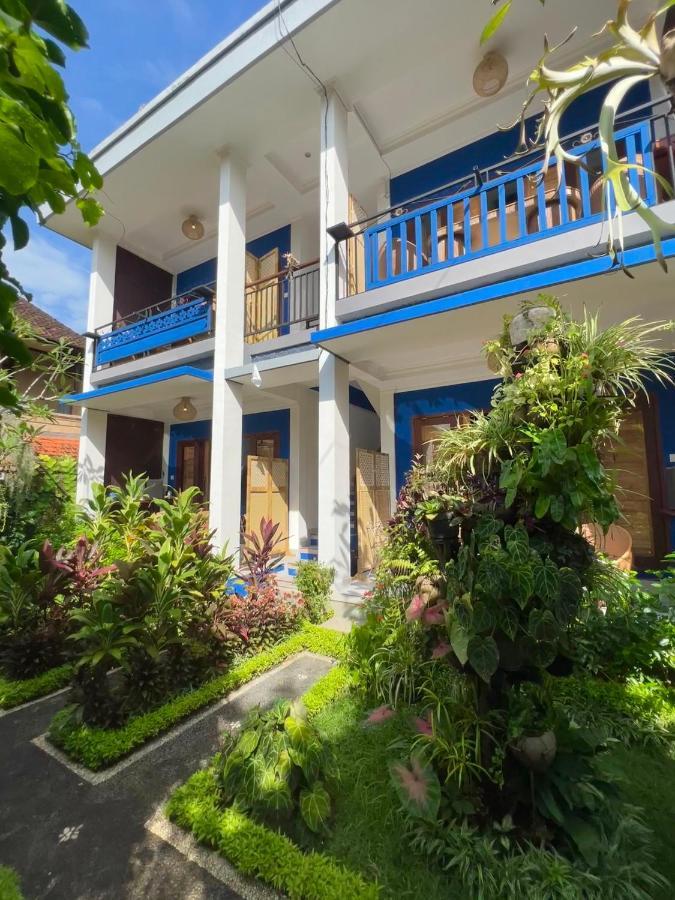 Varmana Ubud Guest House エクステリア 写真